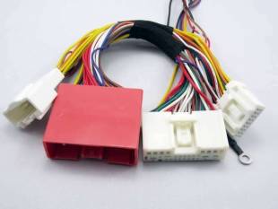 Адаптер YATOUR YT-M06 (USB, SD, AUX) для Mazda